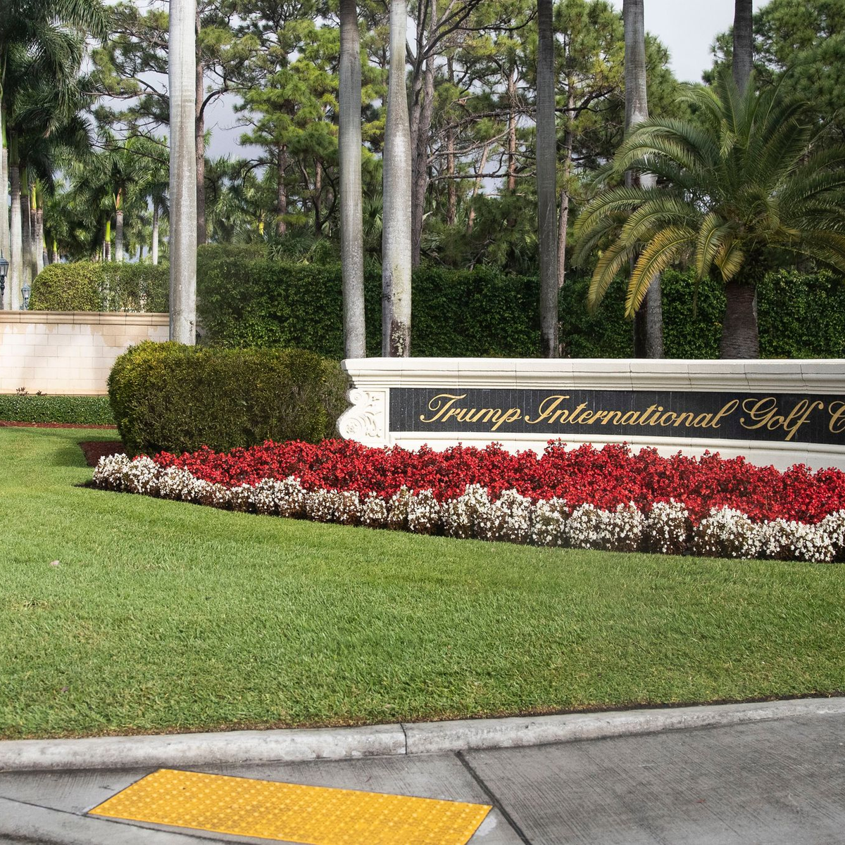 Trump spielt regelmäßig Golf in West Palm Beach. (Archivbild). - Foto: Alex Brandon/AP