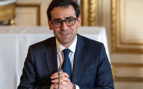 Frankreich schlägt Außenminister Stephane Sejourne für die EU-Kommission vor. - Foto: Soeren Stache/dpa