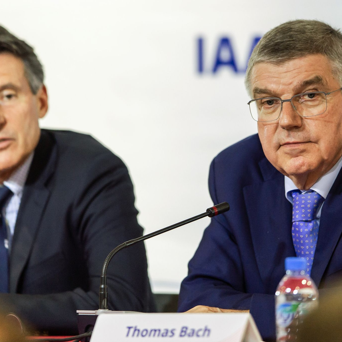Sebastian Coe (l) gilt seit Jahren als Widerpart von IOC-Präsident Thomas Bach. - Foto: Joel Marklund/Bildbyran via ZUMA Press/dpa