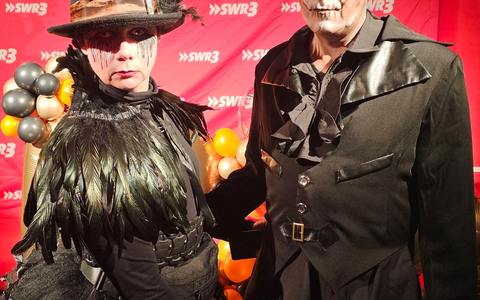 Star-DJs Vize und Twocolors bei der SWR3 Halloween-Party im Europa-Park / Musik und Shows am 31. Oktober 2024 im Europa-Park in Rust / Tickets im Vorverkauf und an der Abendkasse erhältlich - Foto: presseportal.de