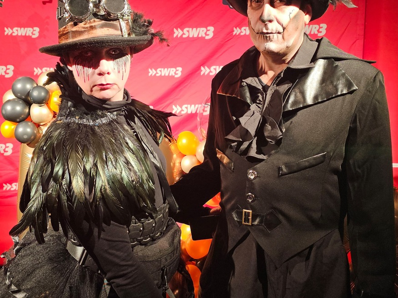 Star-DJs Vize und Twocolors bei der SWR3 Halloween-Party im Europa-Park / Musik und Shows am 31. Oktober 2024 im Europa-Park in Rust / Tickets im Vorverkauf und an der Abendkasse erhältlich - Foto: presseportal.de