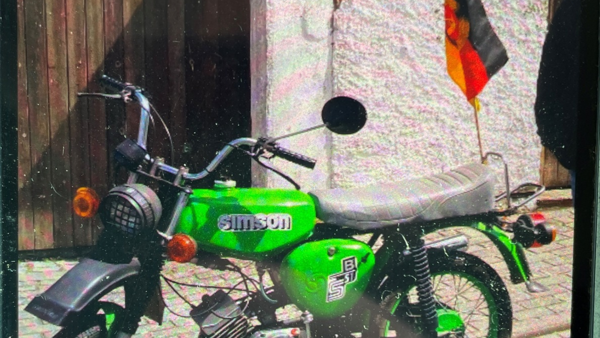 LPI-NDH: Zeugenaufruf: Moped entwendet - Wer kann Hinweise geben? - Foto: presseportal.de