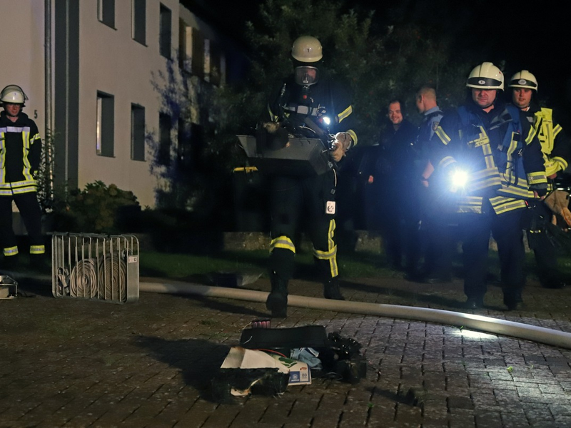 FW LK Neunkirchen: Feuerwehr hat Akku-Brand schnell unter Kontrolle - Foto: presseportal.de