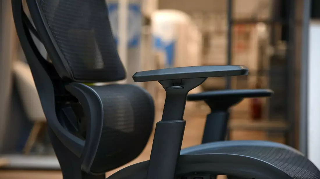 TÜV SÜD-Tipps zu ergonomischen Büromöbeln - Bild: presseportal.de