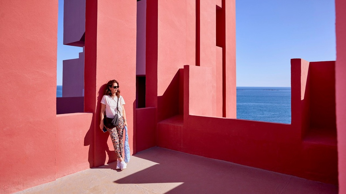 Stylish unterwegs in medizinischer Kompression von medi / Die besten Modetrends und Styling-Tipps vom Profi - Foto: presseportal.de