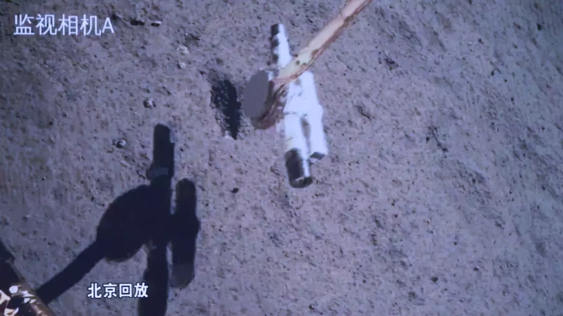 «Chang'e-6» brachte fast zwei Kilogramm an Gesteinsproben auf die Erde zurück. (Archivbild) - Bild: Jin Liwang/XinHua/dpa