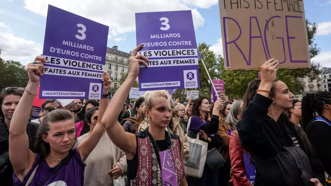 Der spektakuläre Missbrauchsprozess in Avignon hat zu frankreichweiten Demonstrationen gegen sexuelle Gewalt gegen Frauen geführt. - Bild: Michel Euler/AP