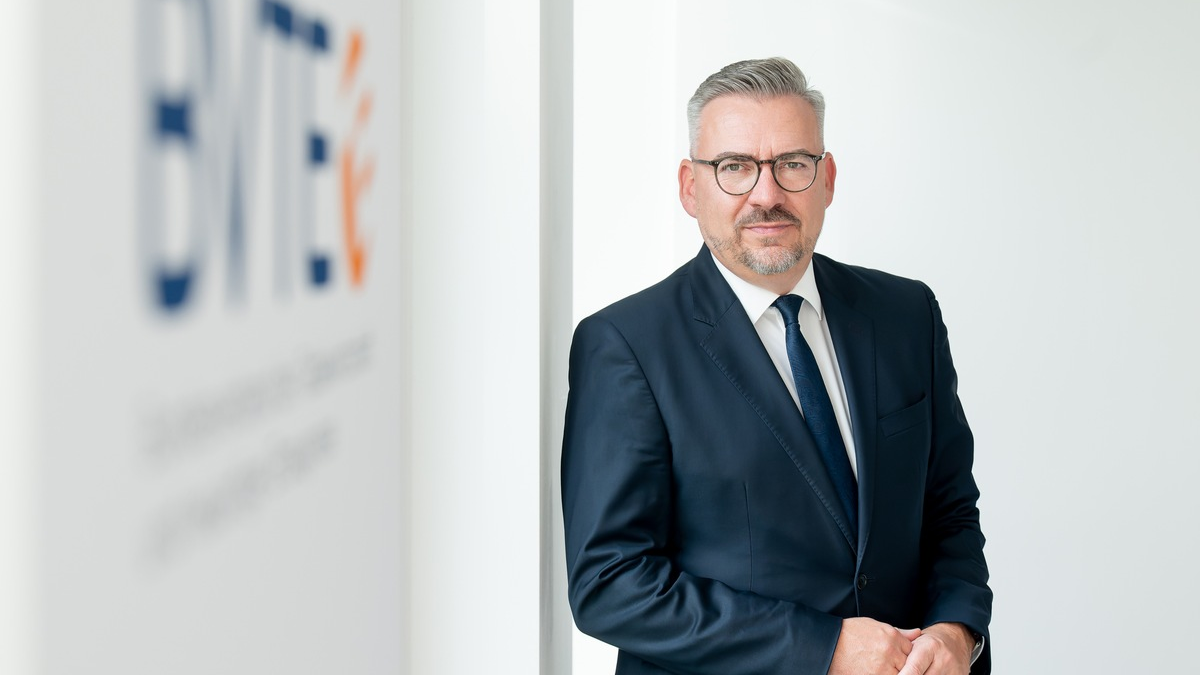 Menthol in E-Zigaretten: Bundesinstitut für Risikobewertung streicht Verbotsempfehlung / BVTE warnt vor Verbot durch das Bundeslandwirtschaftsministerium - Foto: presseportal.de