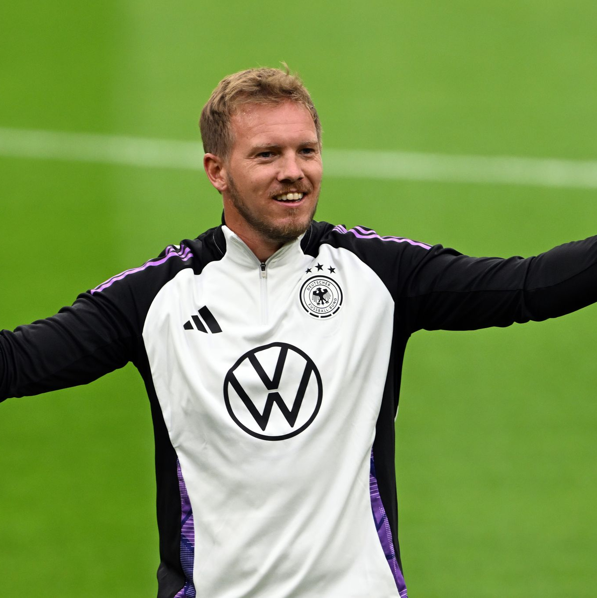 Kapitän Kimmich (r.) ist auf dem Weg zur WM besonders gefordert.  - Foto: Federico Gambarini/dpa