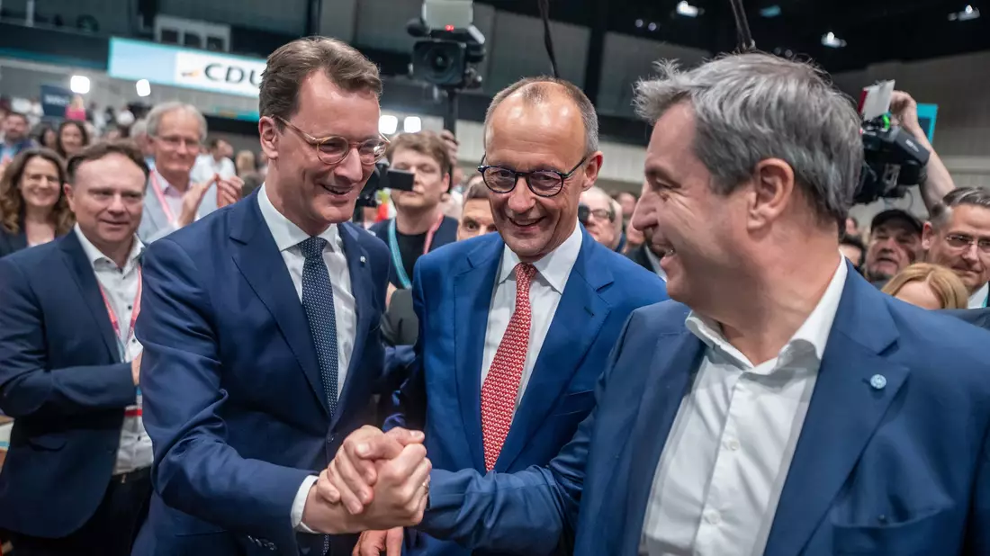 Die Überraschung ist der Union geglückt, doch hält die Einigkeit bis zur Bundestagswahl? - Bild: Michael Kappeler/dpa