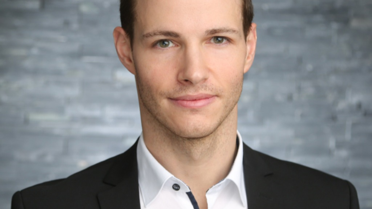 Simon-Kucher verstärkt Banking-Expertise und ernennt Dr. Steven Kiefer zum Partner - Foto: presseportal.de