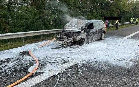 POL-VDKO: Abschlussmeldung zu PKW Brand auf der A48 - Foto: presseportal.de