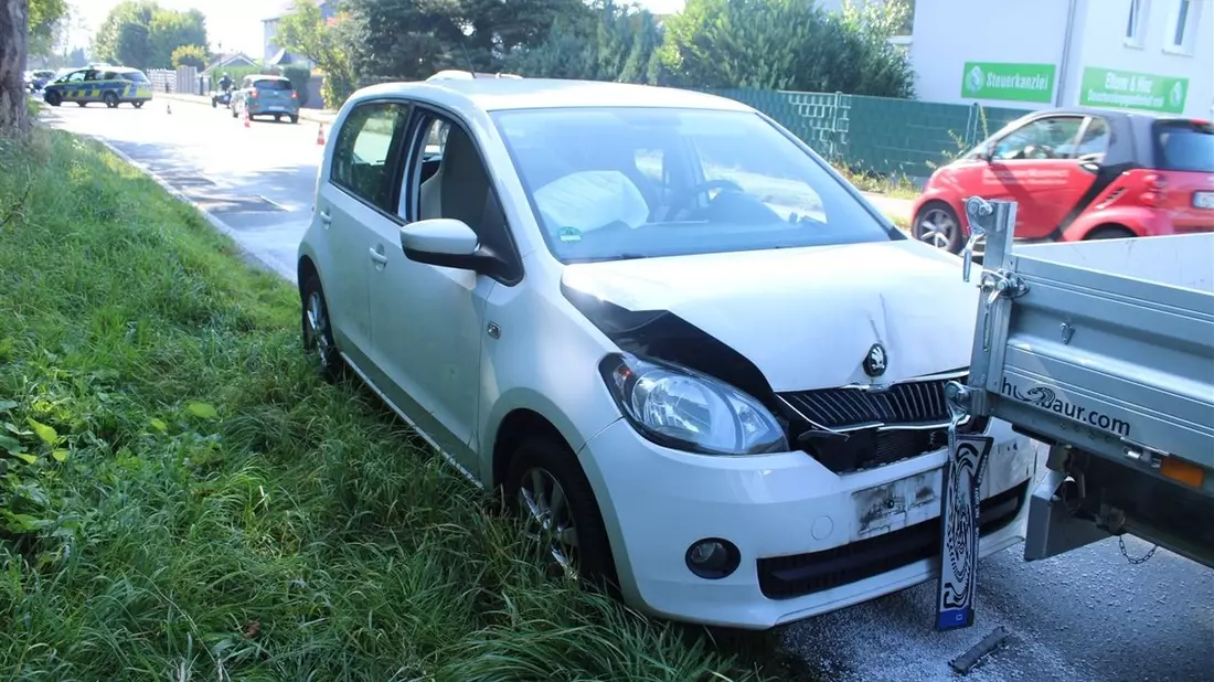 POL-RBK: Wermelskirchen - Auffahrunfall aufgrund körperlicher und geistiger Mängel - Führerschein beschlagnahmt - Bild: presseportal.de