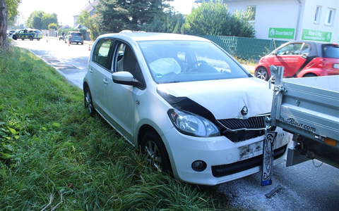 POL-RBK: Wermelskirchen - Auffahrunfall aufgrund körperlicher und geistiger Mängel - Führerschein beschlagnahmt - Foto: presseportal.de