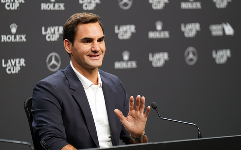 Roger Federer beschreibt das Spiel von Tennisprofi Alexander Zverev als zu passiv. - Foto: James Manning/PA Wire/dpa
