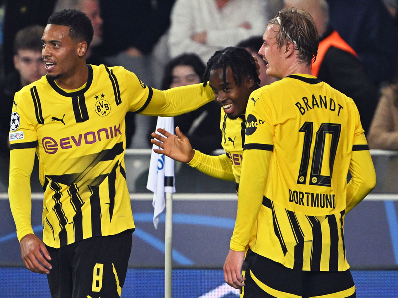 Marcel Sabitzer ist aktuell unzufrieden über sein Einsatzgebiet beim BVB - Foto: Federico Gambarini/dpa