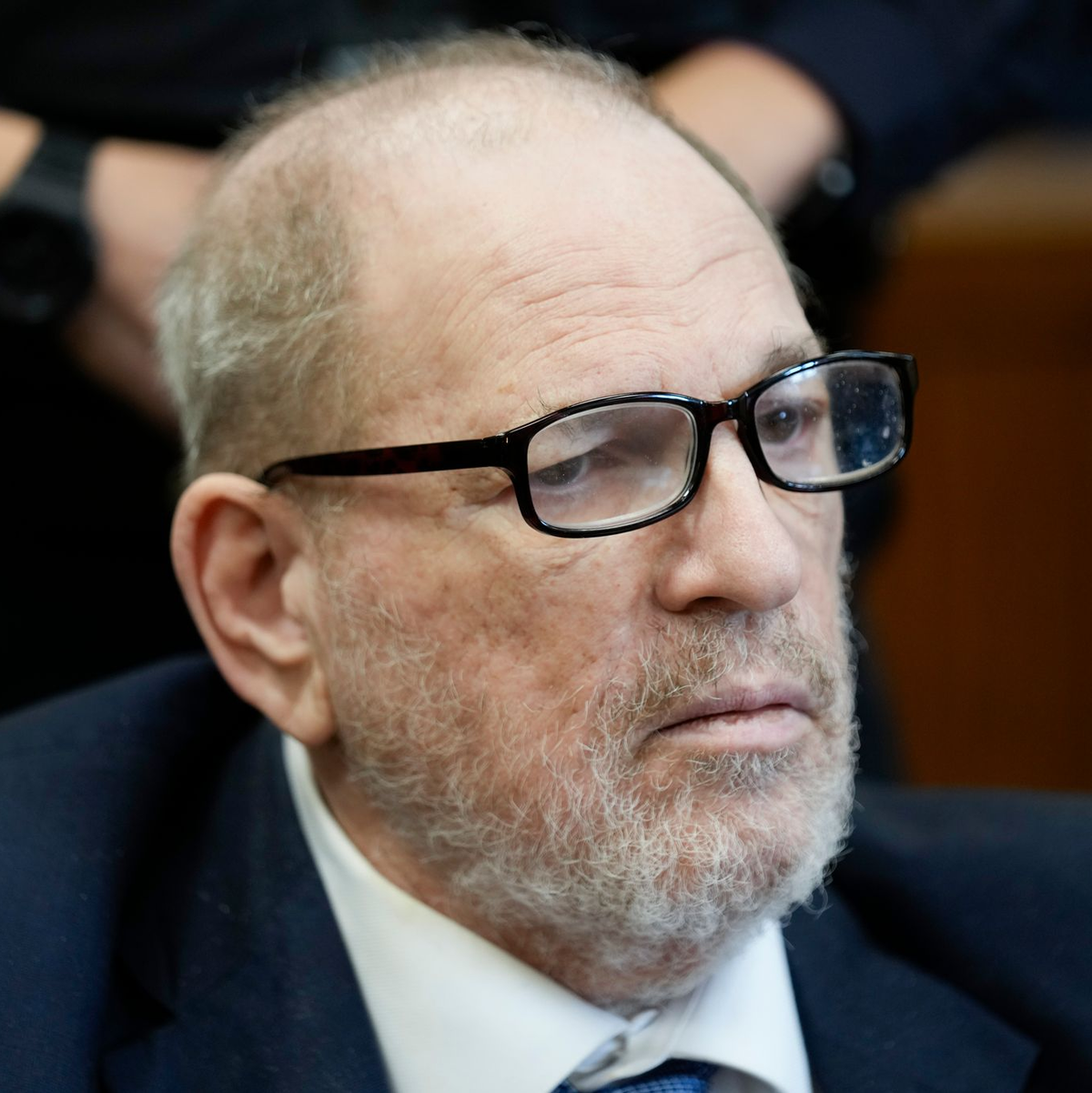 Auf Harvey Weinstein kommt ein weiterer Prozess zu.  - Foto: Seth Wenig/POOL AP/AP