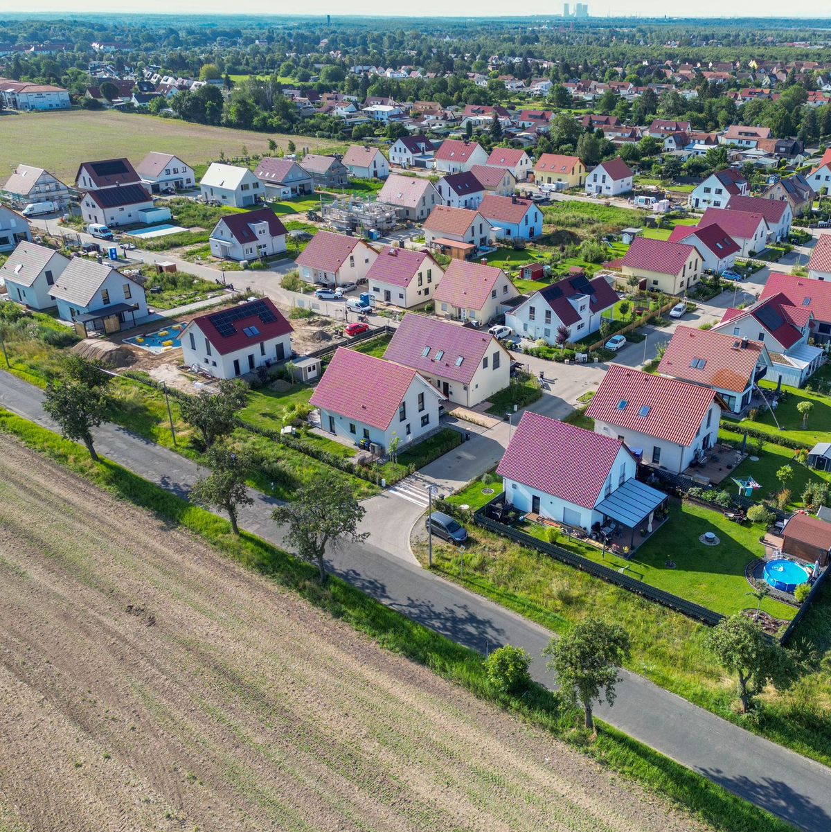 Verbraucher fragen wieder mehr Finanzierungen für Immobilienkredite nach - Foto: Jan Woitas/dpa