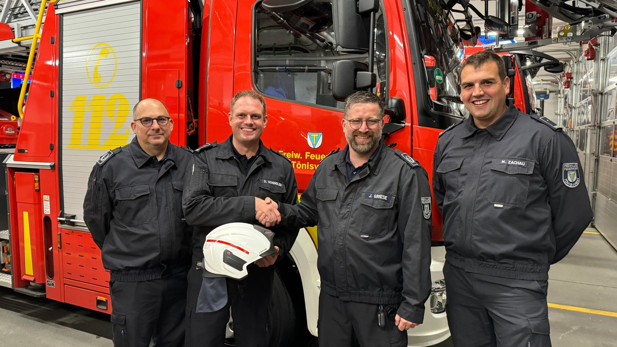 FW Tönisvorst: Zwei neue Führungskräfte für die Tönisvorster Wehr - Foto: presseportal.de