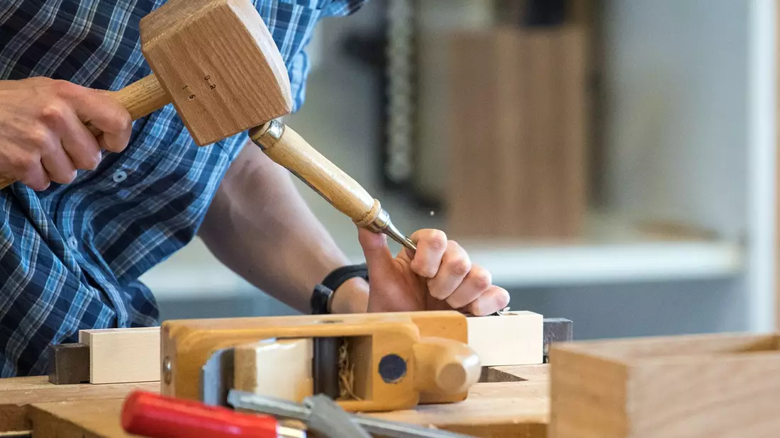 Die hohe Inflation hat die Umsätze im deutschen Handwerk 2022 kräftig steigen lassen. - Bild: Sebastian Gollnow/dpa