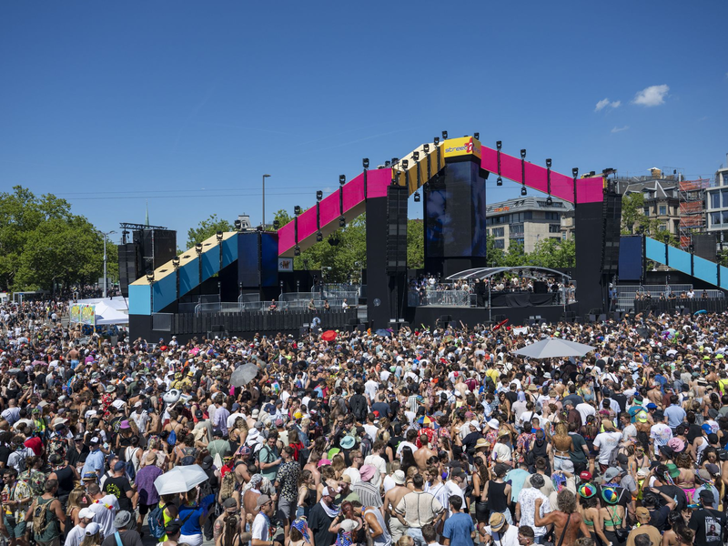 Rechte Parteien machen gegen den Bevölkerungszuwachs mobil (Archivbild) - Foto: Christian Beutler/KEYSTONE/dpa