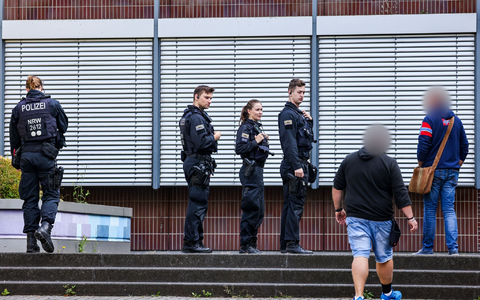 Nach dem Schock wird den Betroffenen umfassende UnterstĂŒtzung angeboten - Foto: Christoph Reichwein/dpa Nach dem Schock wird den Betroffenen umfassende UnterstĂŒtzung angeboten - Foto: Christoph Reichwein/dpa