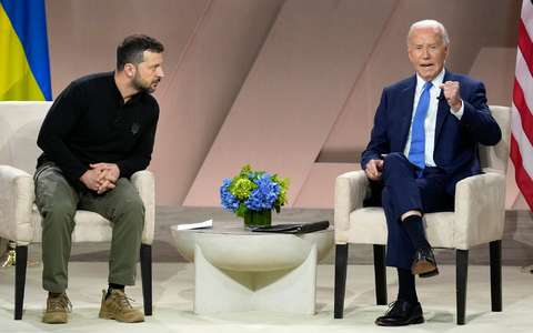 Selenskyj will Biden in Washington einen «Plan für den Sieg» gegen Russland vorstellen. (Archivbild) - Foto: Susan Walsh/AP/dpa Selenskyj will Biden in Washington einen «Plan für den Sieg» gegen Russland vorstellen. (Archivbild) - Foto: Susan Walsh/AP/dpa