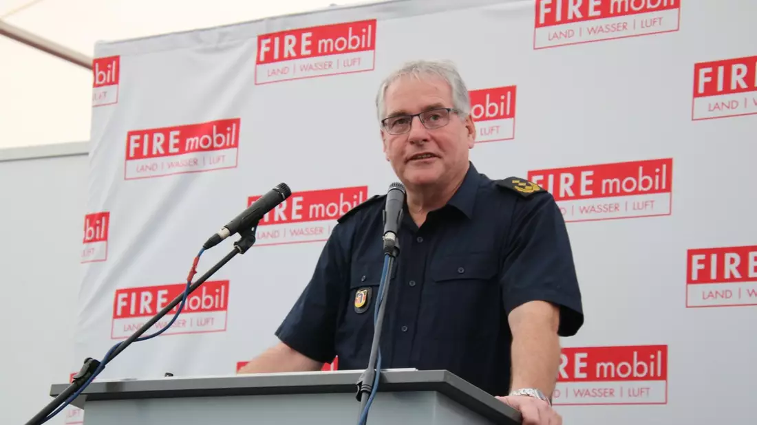 Banse: Mix aus Leistungsschau und Wissensaustausch / 2. FIREmobil als Leistungsschau in der Lausitz eröffnet / Hochaktuelle Themen - Bild: presseportal.de