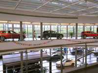 Für Mercedes-Benz läuft es in China längst nicht mehr so gut wie früher. (Archivbild) - Foto: Wenjun Chen/dpa