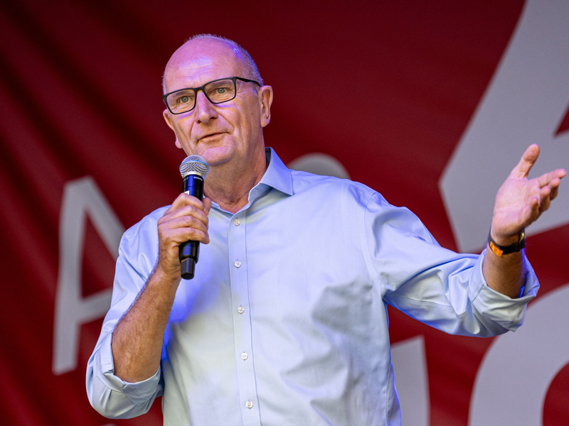 Die SPD von Ministerpräsident Woidke liegt in einer neuen Umfrage einen Punkt hinter der AfD. (Archivfoto) - Foto: Fabian Sommer/dpa