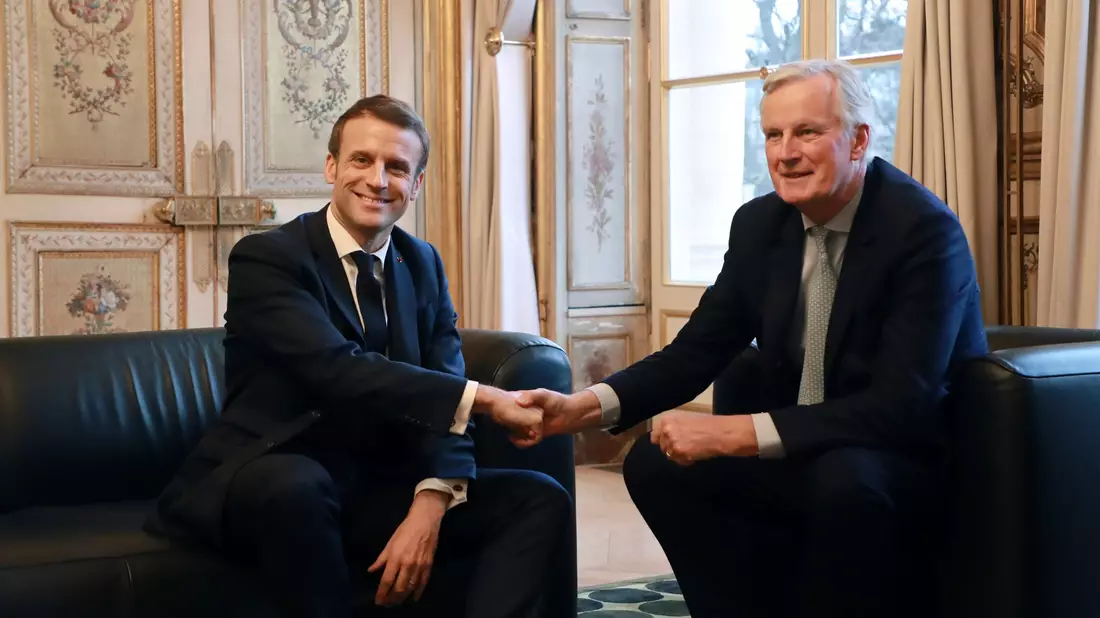 Dem Präsidenten Emmanuel Macron (links) hat der neue Premier Michel Barnier die Zusammensetzung des Kabinetts bereits vorgelegt (Archivbild). - Bild: Ludovic Marin/AFP POOL/AP/dpa