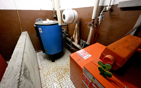 Bei Ölheizungen und andere Anlagen zum Umgang mit wassergefährdenden Stoffen sind vergangenes Jahr häufig Mängel festgestellt worden (Archivbild). - Foto: Felix Hörhager/dpa