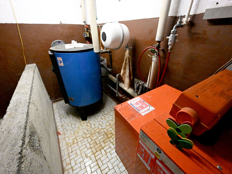 Bei Ölheizungen und andere Anlagen zum Umgang mit wassergefährdenden Stoffen sind vergangenes Jahr häufig Mängel festgestellt worden (Archivbild). - Foto: Felix Hörhager/dpa