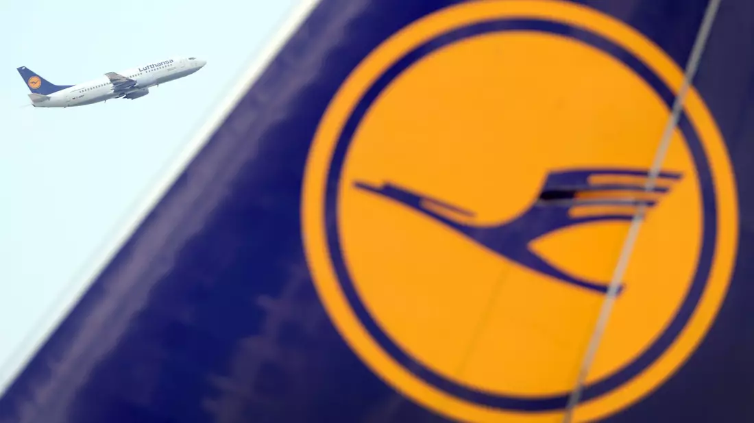 Die Lufthansa stellt ihre tägliche Verbindung Frankfurt -Peking auf den Prüfstand (Archivfoto) - Bild: Arne Dedert/dpa