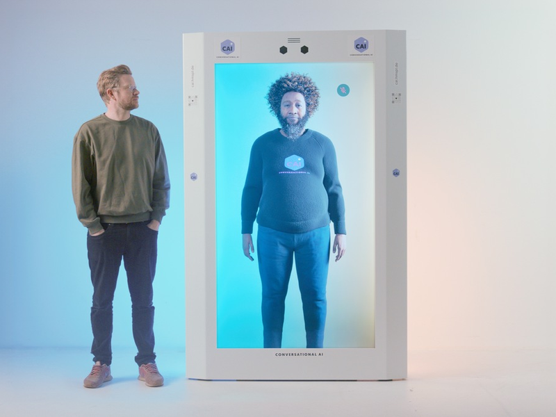 Staatsminister für Digitales, Dr. Fabian Mehring, zu Besuch bei CAI, der Conversational AI im Martini Park Augsburg - Foto: presseportal.de