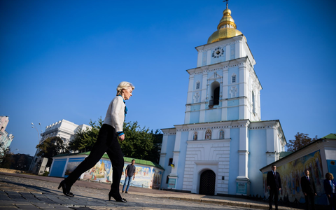 Der ukrainische Präsidenten Selensky dringt schon länger auf die Hilfen für sein Land. - Foto: Christoph Soeder/dpa-ENR-Pool/dpa Der ukrainische Präsidenten Selensky dringt schon länger auf die Hilfen für sein Land. - Foto: Christoph Soeder/dpa-ENR-Pool/dpa