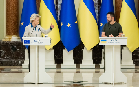 EU-Kommissionspräsidentin von der Leyen reiste zum achten Mal seit Kriegsbeginn in die Ukraine. - Foto: Christoph Soeder/dpadpa-ENR-Pool/dpa