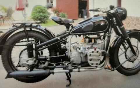 LPI-SLF: Historisches Motorrad entwendet - Foto: presseportal.de