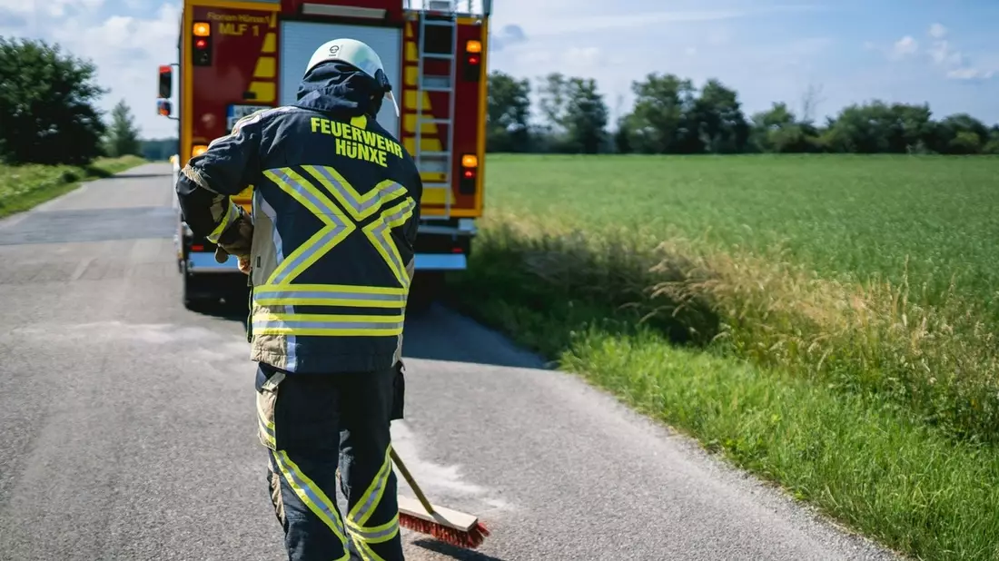 FW Hünxe: Zwei Verletzte nach Verkehrsunfall - Bild: presseportal.de