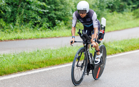 Haug konnte in Nizza auf dem Rad erst gar nicht loslegen. - Foto: Daniel Karmann/dpa