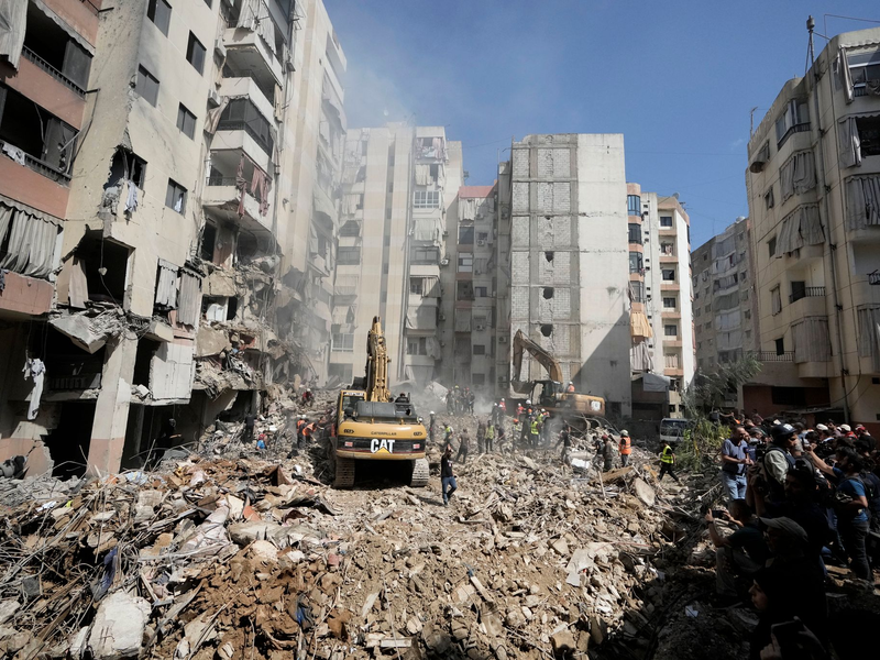 Israels Armee hat nach eigenen Angaben in einem Bunker der Hisbollah ein Millionenvermögen entdeckt. - Foto: Bilal Hussein/AP