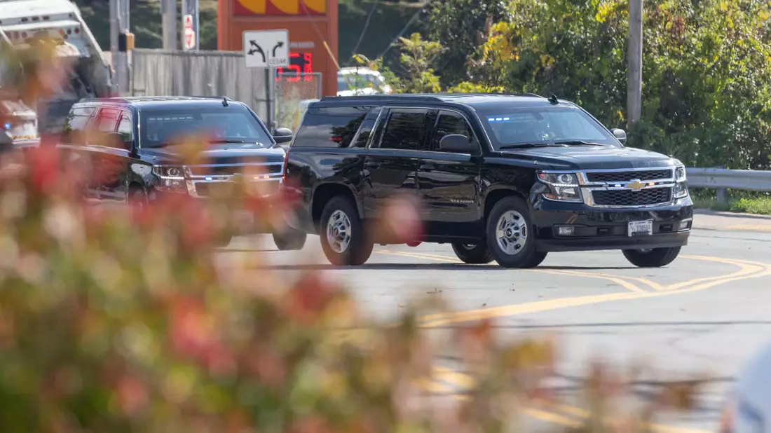 Der ukrainische Präsident Selenskyj besucht im Rahmen seiner US-Reise eine Munitionsfabrik. - Bild: Laurence Kesterson/FR170723 AP/AP