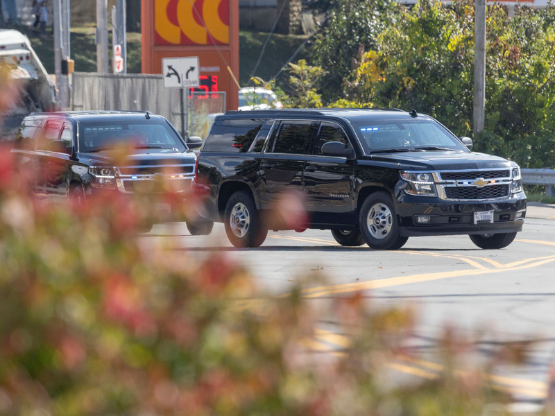 Der ukrainische Präsident Selenskyj besucht im Rahmen seiner US-Reise eine Munitionsfabrik. - Foto: Laurence Kesterson/FR170723 AP/AP