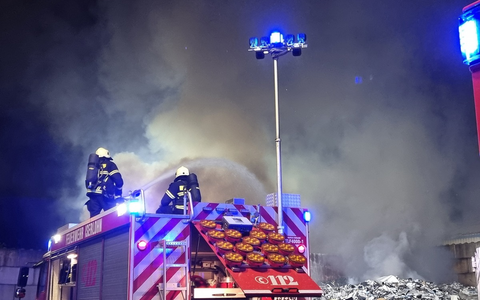 FW-MK: Industriebrand in Sümmern - Foto: presseportal.de