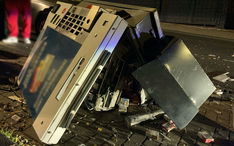 POL-REK: 240923-2: Zigarettenautomat aufgesprengt - Foto: presseportal.de