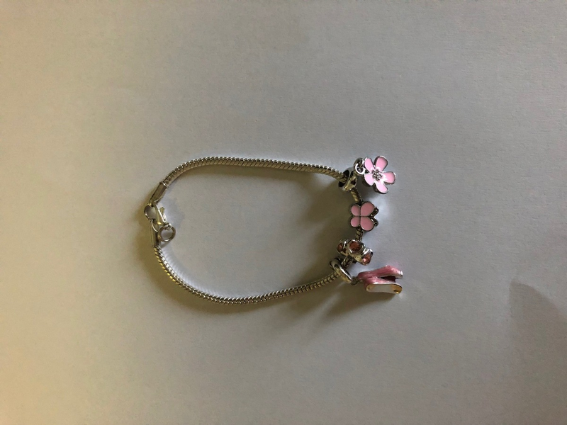 POL-OS: Osnabrück: Polizei sucht Besitzer eines Pandora-Armbands - Foto: presseportal.de