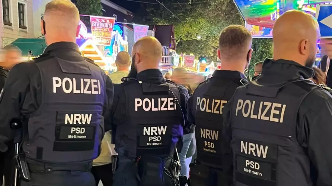POL-ME: Haaner Kirmes: Polizei zieht eine erste Bilanz - Haan - 2409079 - Bild: presseportal.de