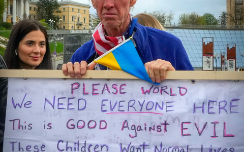 Die Staatsanwaltschaft hat einen Brief veröffentlicht, den Routh vor seiner Tat geschrieben haben soll. (Archivbild) - Foto: Efrem Lukatsky/AP/dpa