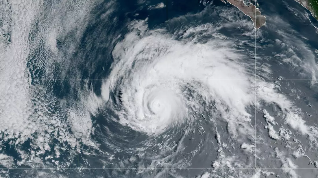 «John» ist nach «Carlotta» (im Bild) und «Gilma» der dritte Hurrikan der diesjährigen Saison im Pazifik. (Symbolbild) - Bild: Noaa/ZUMA Press Wire/dpa