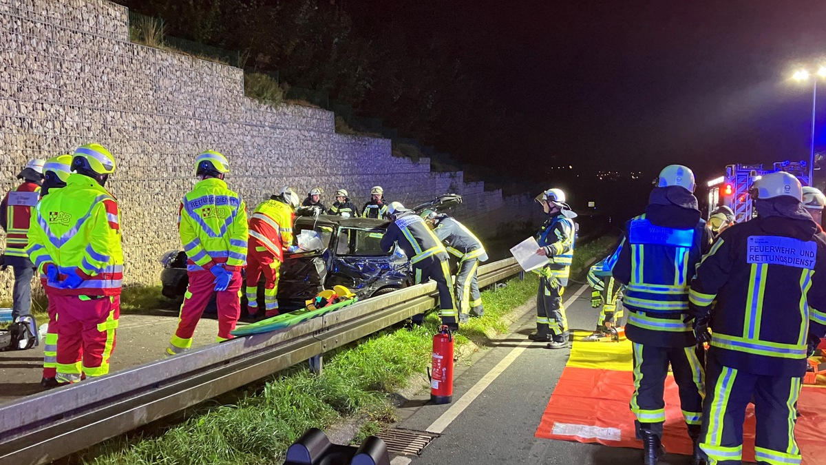 FW-BO: Verkehrsunfall auf der Kosterstraße in BO-Stiepel - Foto: presseportal.de